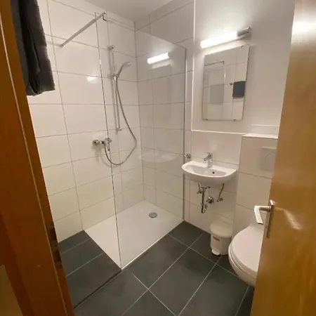 מלון דירות Guentersen 3*